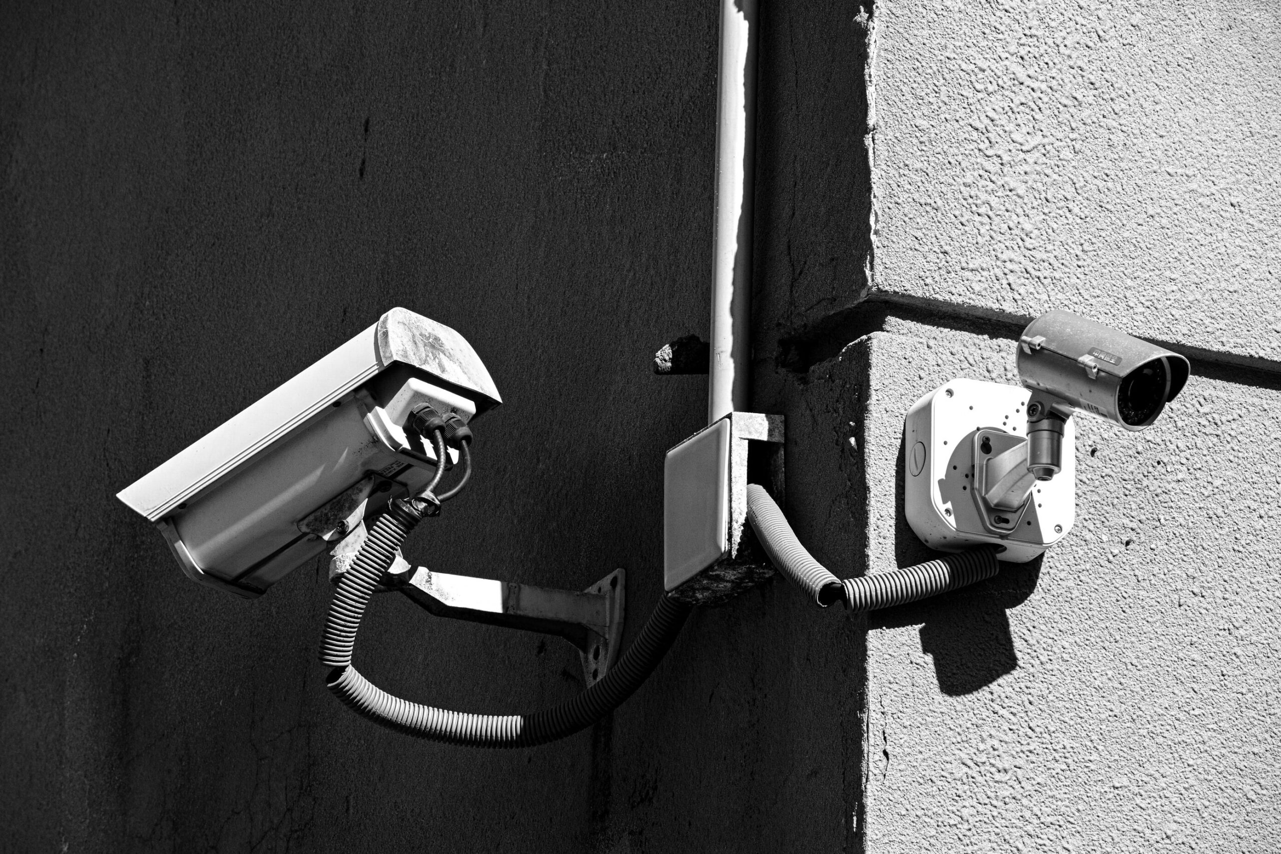 Security cameras without WiFi