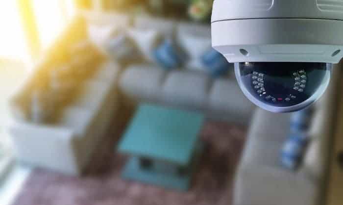 Choosing Between Monitored and Unmonitored Security Systems